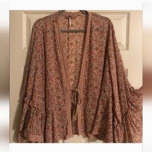 Free people  top front Embroidered trim